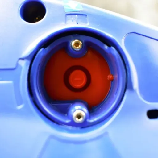 Test Pool Blaster Max Li : l’aspirateur de piscine sans fil qui fait le job sans prise de tête